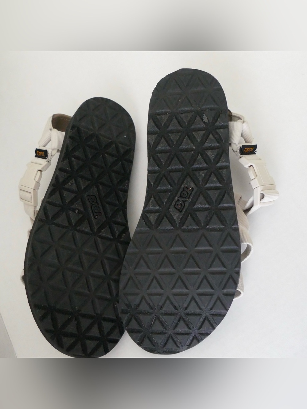 Teva Original Universal Women’s Cream Outdoor Hiking Sport Sandals Size 9 - Picture 3 of 6